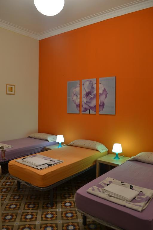 Blue Hostel Barcelona Quarto foto